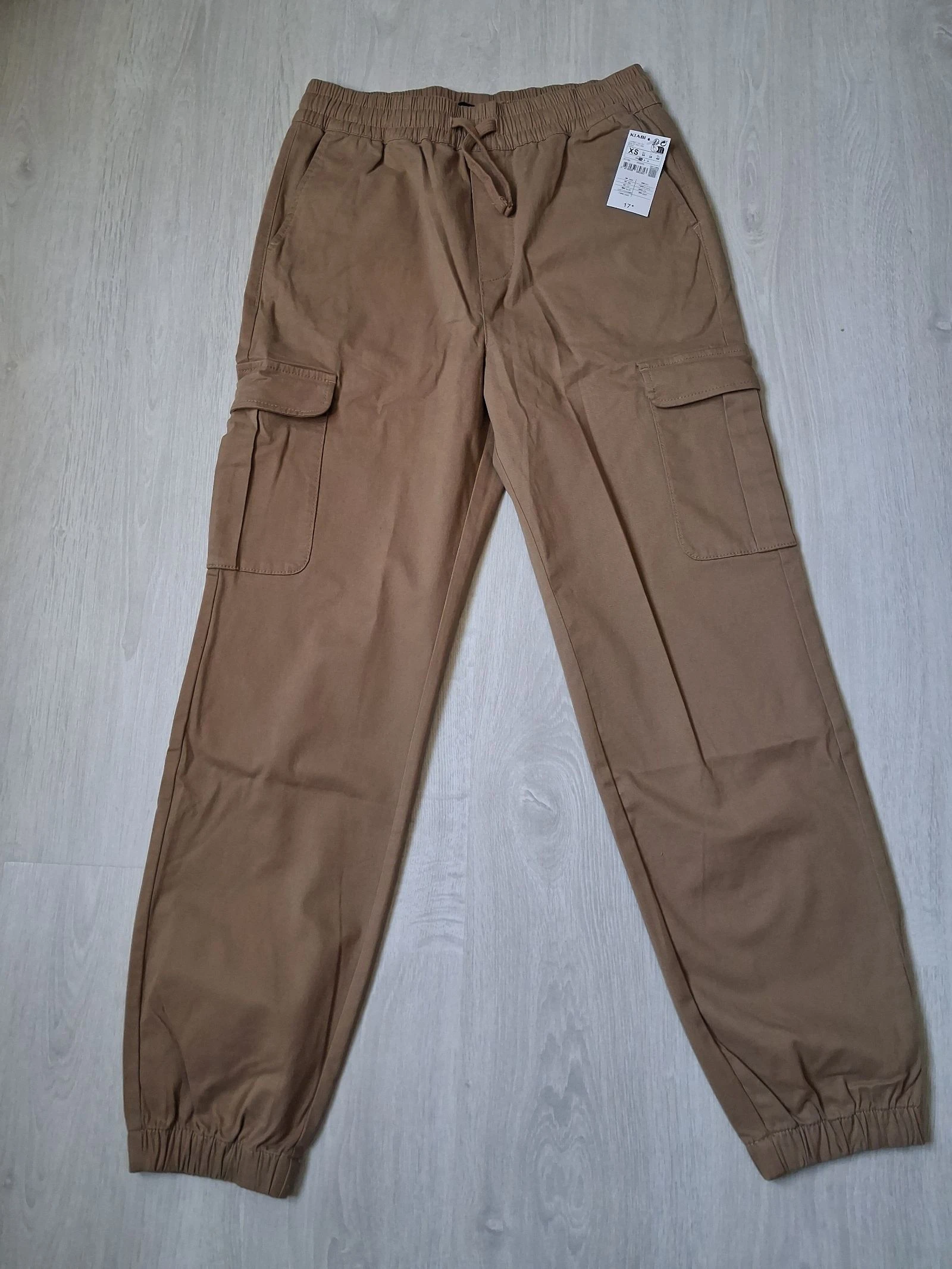 Pantalon jogger cargo KIABI camel neuf avec étiquette taille xs